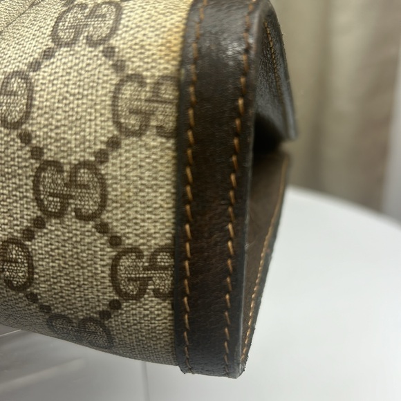 Gucci Sherry Line Monogram Clutch - Picture 8 of 16